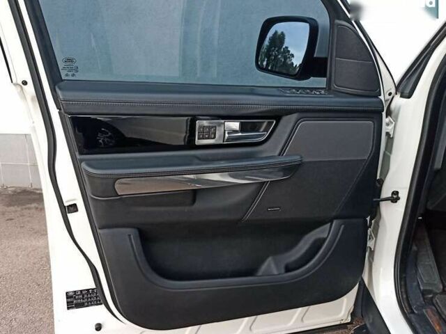 Ленд Ровер Range Rover Sport, об'ємом двигуна 5 л та пробігом 120 тис. км за 13500 $, фото 14 на Automoto.ua
