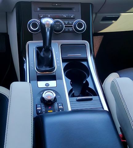 Ленд Ровер Range Rover Sport, об'ємом двигуна 3 л та пробігом 168 тис. км за 18700 $, фото 10 на Automoto.ua