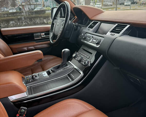 Ленд Ровер Рендж Ровер Спорт, объемом двигателя 5 л и пробегом 138 тыс. км за 15100 $, фото 8 на Automoto.ua