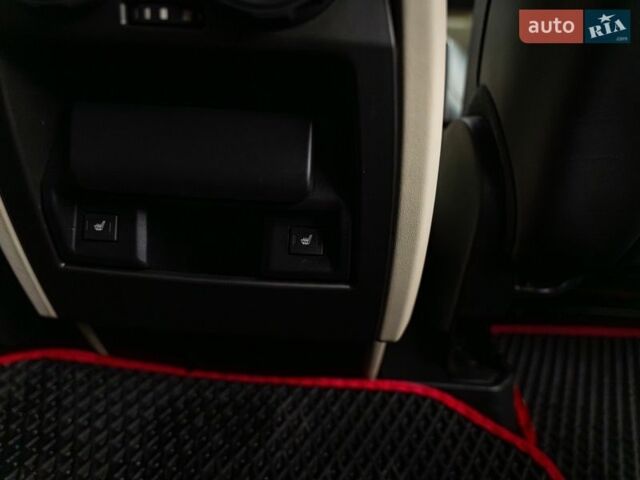 Ленд Ровер Range Rover Sport, об'ємом двигуна 5 л та пробігом 151 тис. км за 15000 $, фото 22 на Automoto.ua