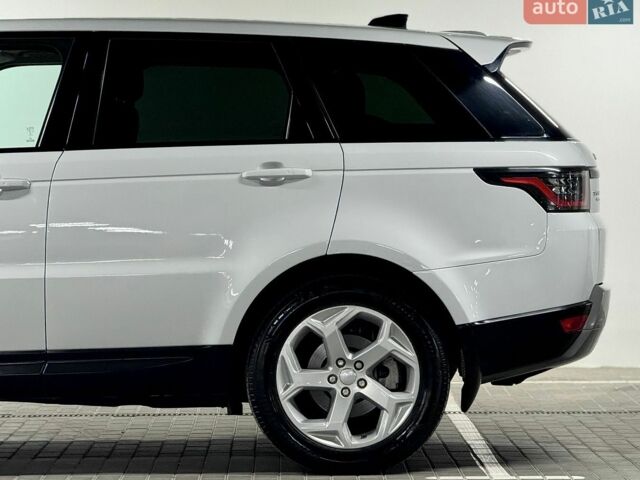 Ленд Ровер Range Rover Sport, об'ємом двигуна 2 л та пробігом 180 тис. км за 34900 $, фото 9 на Automoto.ua