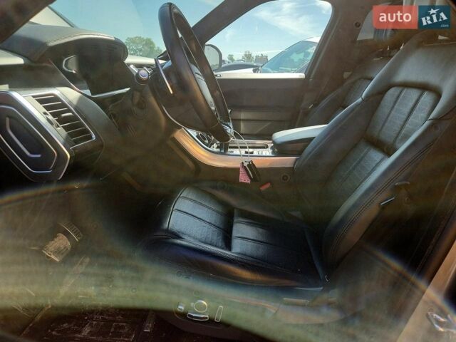 Ленд Ровер Range Rover Sport, об'ємом двигуна 2.99 л та пробігом 140 тис. км за 15000 $, фото 6 на Automoto.ua