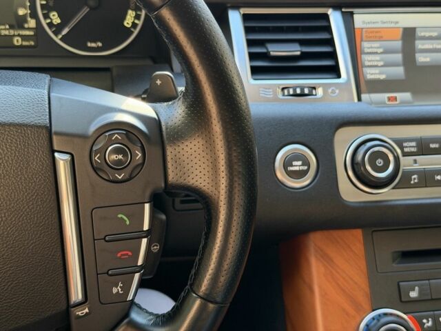 Сірий Ленд Ровер Range Rover Sport, об'ємом двигуна 5 л та пробігом 235 тис. км за 10000 $, фото 22 на Automoto.ua
