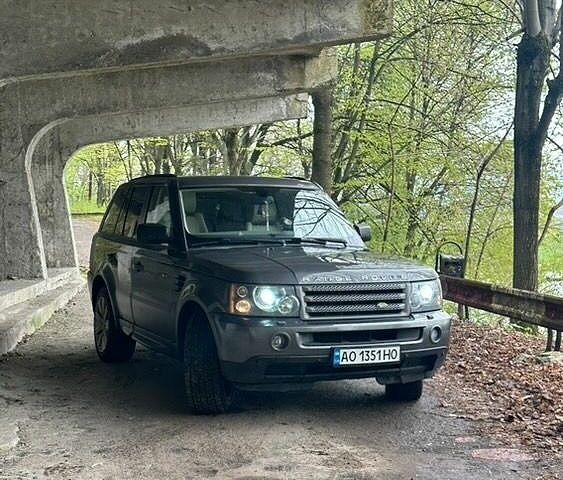 Сірий Ленд Ровер Range Rover Sport, об'ємом двигуна 2.72 л та пробігом 176 тис. км за 11356 $, фото 2 на Automoto.ua