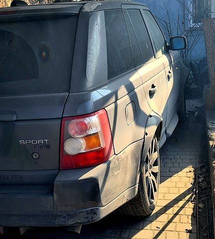 Сірий Ленд Ровер Range Rover Sport, об'ємом двигуна 30 л та пробігом 223 тис. км за 5000 $, фото 3 на Automoto.ua