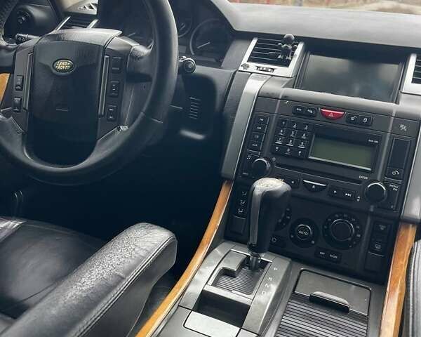 Серый Ленд Ровер Рендж Ровер Спорт, объемом двигателя 2.7 л и пробегом 250 тыс. км за 6200 $, фото 6 на Automoto.ua