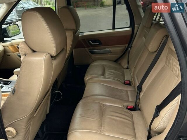 Сірий Ленд Ровер Range Rover Sport, об'ємом двигуна 2.72 л та пробігом 387 тис. км за 8000 $, фото 17 на Automoto.ua