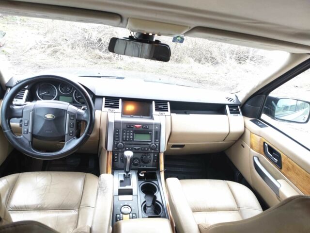 Серый Ленд Ровер Рендж Ровер Спорт, объемом двигателя 2.7 л и пробегом 384 тыс. км за 8200 $, фото 7 на Automoto.ua