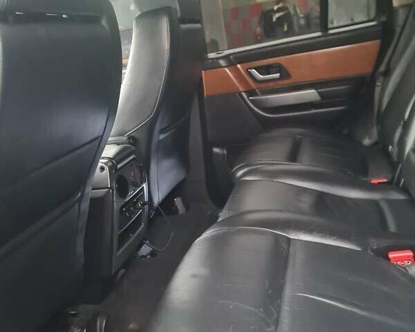 Серый Ленд Ровер Рендж Ровер Спорт, объемом двигателя 2.7 л и пробегом 260 тыс. км за 6500 $, фото 8 на Automoto.ua