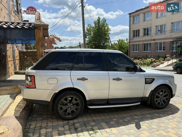 Сірий Ленд Ровер Range Rover Sport, об'ємом двигуна 4.4 л та пробігом 160 тис. км за 9200 $, фото 10 на Automoto.ua