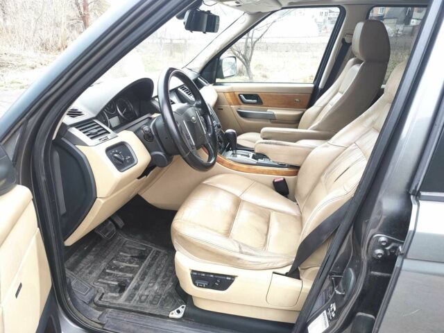 Серый Ленд Ровер Рендж Ровер Спорт, объемом двигателя 2.7 л и пробегом 384 тыс. км за 8200 $, фото 9 на Automoto.ua