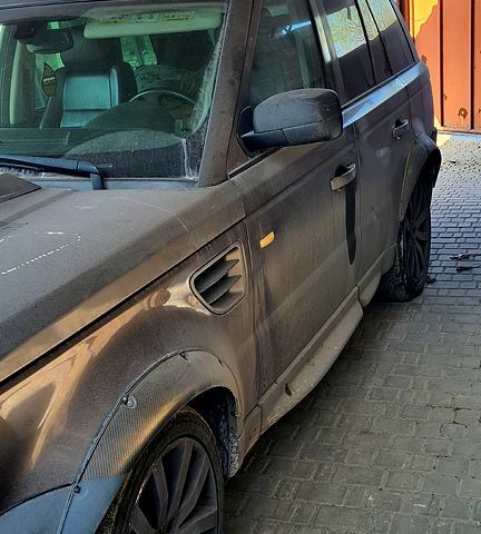 Сірий Ленд Ровер Range Rover Sport, об'ємом двигуна 30 л та пробігом 223 тис. км за 5000 $, фото 2 на Automoto.ua