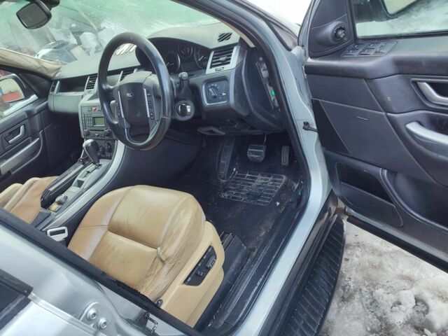 Сірий Ленд Ровер Range Rover Sport, об'ємом двигуна 2.7 л та пробігом 200 тис. км за 2300 $, фото 4 на Automoto.ua