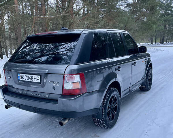 Серый Ленд Ровер Рендж Ровер Спорт, объемом двигателя 2.72 л и пробегом 300 тыс. км за 8799 $, фото 5 на Automoto.ua