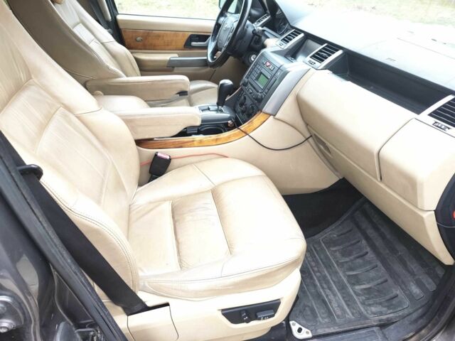 Серый Ленд Ровер Рендж Ровер Спорт, объемом двигателя 2.7 л и пробегом 384 тыс. км за 8200 $, фото 11 на Automoto.ua