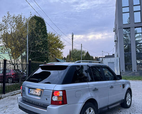 Серый Ленд Ровер Рендж Ровер Спорт, объемом двигателя 2.72 л и пробегом 209 тыс. км за 8999 $, фото 4 на Automoto.ua