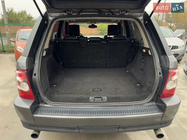 Ленд Ровер Рендж Ровер Спорт 2006 в Житомире на Automoto.ua Серый Ленд Ровер Рендж Ровер Спорт, объемом двигателя 2.72 л и пробегом 425 тыс. км за 7250 $, фото 1 на Automoto.ua