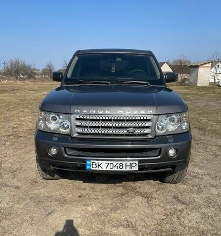 Сірий Ленд Ровер Range Rover Sport, об'ємом двигуна 2.72 л та пробігом 300 тис. км за 9000 $, фото 1 на Automoto.ua