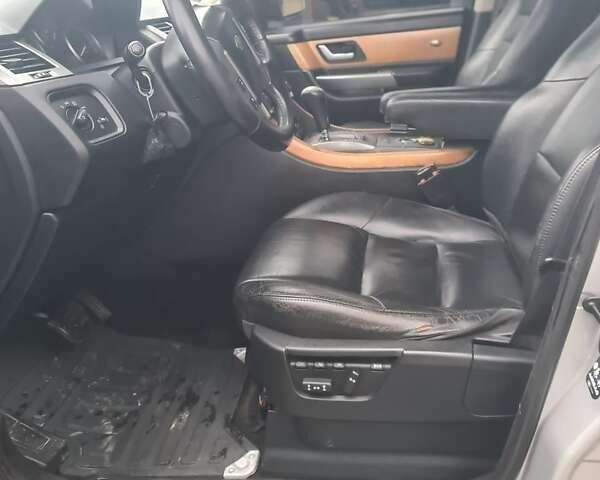 Серый Ленд Ровер Рендж Ровер Спорт, объемом двигателя 2.7 л и пробегом 260 тыс. км за 6500 $, фото 1 на Automoto.ua