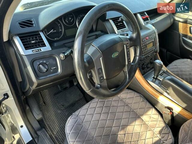 Сірий Ленд Ровер Range Rover Sport, об'ємом двигуна 2.72 л та пробігом 331 тис. км за 9500 $, фото 9 на Automoto.ua