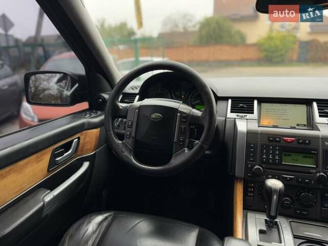 Ленд Ровер Рендж Ровер Спорт 2006 в Житомире на Automoto.ua Серый Ленд Ровер Рендж Ровер Спорт, объемом двигателя 2.72 л и пробегом 425 тыс. км за 7250 $, фото 9 на Automoto.ua