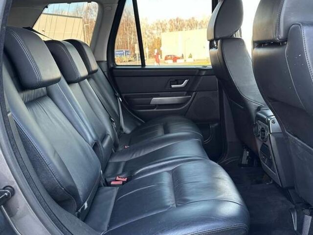 Серый Ленд Ровер Рендж Ровер Спорт, объемом двигателя 2.7 л и пробегом 318 тыс. км за 7000 $, фото 12 на Automoto.ua