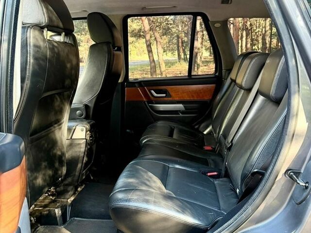 Сірий Ленд Ровер Range Rover Sport, об'ємом двигуна 2.72 л та пробігом 300 тис. км за 8000 $, фото 7 на Automoto.ua