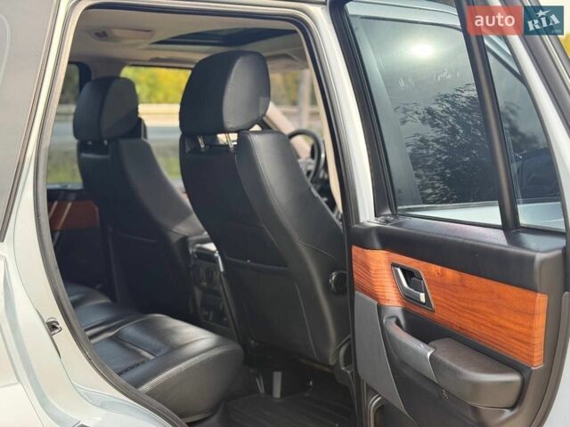 Сірий Ленд Ровер Range Rover Sport, об'ємом двигуна 4.2 л та пробігом 150 тис. км за 7600 $, фото 7 на Automoto.ua