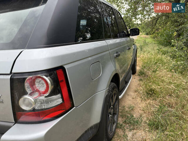 Сірий Ленд Ровер Range Rover Sport, об'ємом двигуна 4.4 л та пробігом 160 тис. км за 9999 $, фото 6 на Automoto.ua
