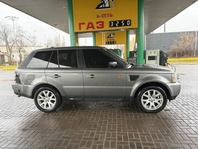 Серый Ленд Ровер Рендж Ровер Спорт, объемом двигателя 2.5 л и пробегом 225 тыс. км за 4800 $, фото 3 на Automoto.ua