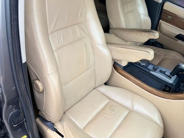 Сірий Ленд Ровер Range Rover Sport, об'ємом двигуна 3.63 л та пробігом 331 тис. км за 8800 $, фото 23 на Automoto.ua