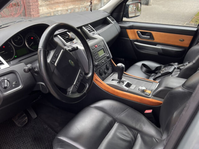 Сірий Ленд Ровер Range Rover Sport, об'ємом двигуна 2.72 л та пробігом 217 тис. км за 12999 $, фото 6 на Automoto.ua