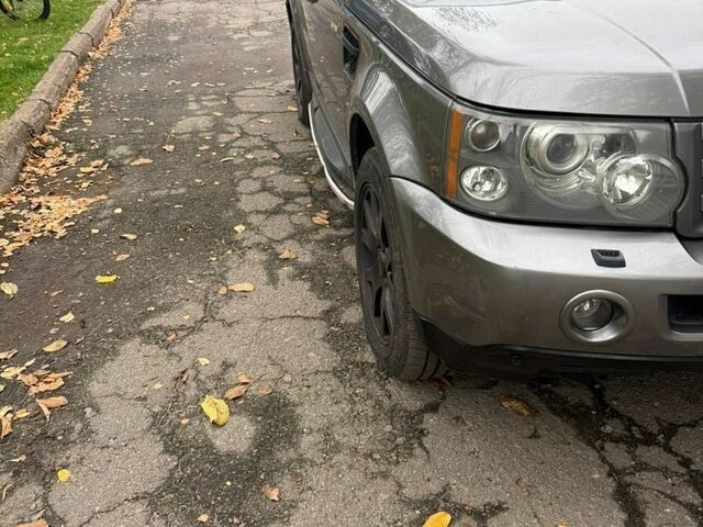 Сірий Ленд Ровер Range Rover Sport, об'ємом двигуна 3.6 л та пробігом 333 тис. км за 12800 $, фото 8 на Automoto.ua