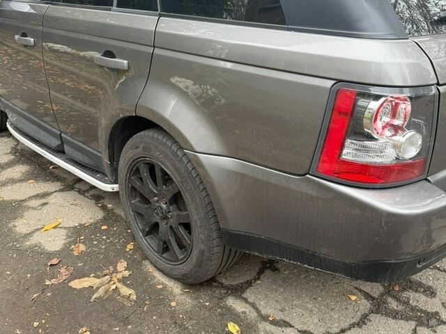 Сірий Ленд Ровер Range Rover Sport, об'ємом двигуна 3.6 л та пробігом 333 тис. км за 12800 $, фото 11 на Automoto.ua