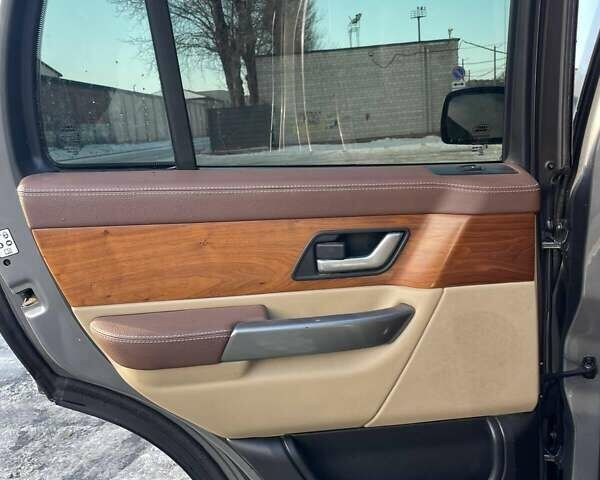Сірий Ленд Ровер Range Rover Sport, об'ємом двигуна 3.63 л та пробігом 280 тис. км за 14000 $, фото 11 на Automoto.ua