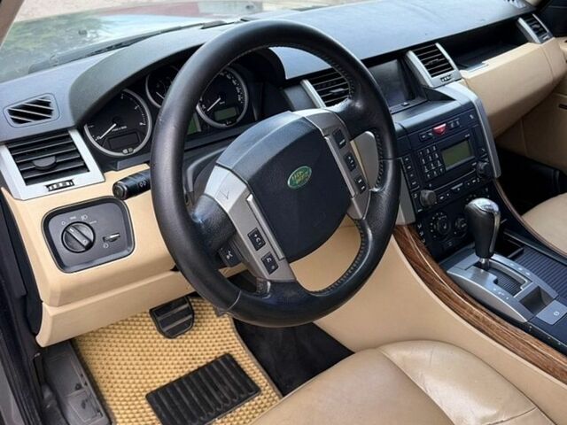 Сірий Ленд Ровер Range Rover Sport, об'ємом двигуна 3.63 л та пробігом 331 тис. км за 8800 $, фото 18 на Automoto.ua