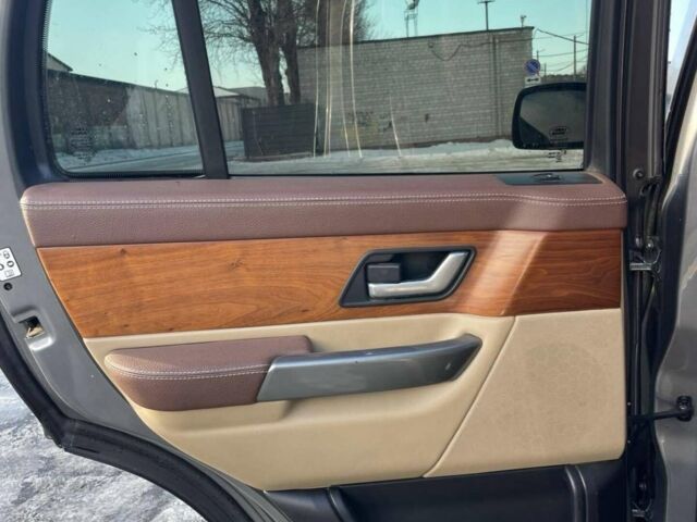 Серый Ленд Ровер Рендж Ровер Спорт, объемом двигателя 3.63 л и пробегом 280 тыс. км за 14000 $, фото 11 на Automoto.ua