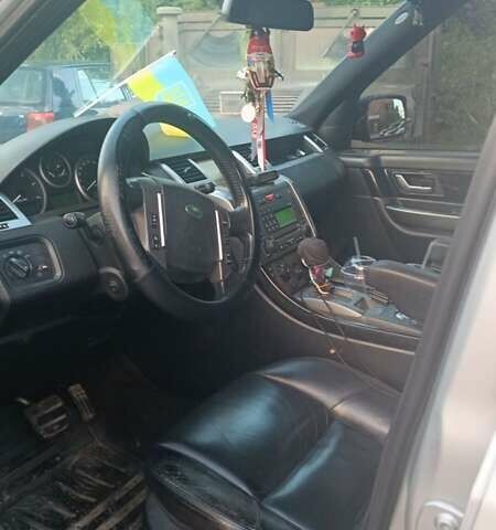 Сірий Ленд Ровер Range Rover Sport, об'ємом двигуна 3.6 л та пробігом 297 тис. км за 12000 $, фото 2 на Automoto.ua