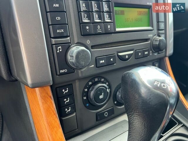 Серый Ленд Ровер Рендж Ровер Спорт, объемом двигателя 2.72 л и пробегом 220 тыс. км за 8800 $, фото 32 на Automoto.ua