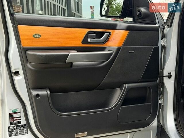 Сірий Ленд Ровер Range Rover Sport, об'ємом двигуна 3.6 л та пробігом 320 тис. км за 11000 $, фото 18 на Automoto.ua