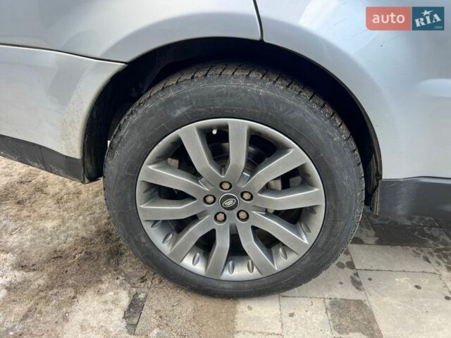 Серый Ленд Ровер Рендж Ровер Спорт, объемом двигателя 2.72 л и пробегом 220 тыс. км за 8800 $, фото 37 на Automoto.ua