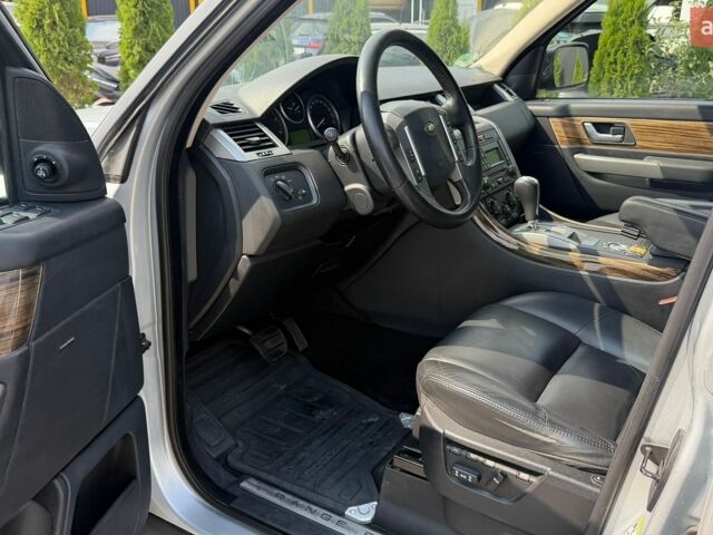 Сірий Ленд Ровер Range Rover Sport, об'ємом двигуна 3.6 л та пробігом 211 тис. км за 10800 $, фото 60 на Automoto.ua