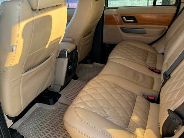 Серый Ленд Ровер Рендж Ровер Спорт, объемом двигателя 3.6 л и пробегом 305 тыс. км за 12300 $, фото 18 на Automoto.ua