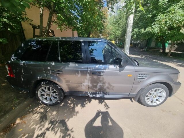 Сірий Ленд Ровер Range Rover Sport, об'ємом двигуна 4.2 л та пробігом 241 тис. км за 6532 $, фото 4 на Automoto.ua