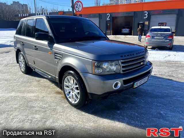 Сірий Ленд Ровер Range Rover Sport, об'ємом двигуна 4.2 л та пробігом 230 тис. км за 11200 $, фото 2 на Automoto.ua
