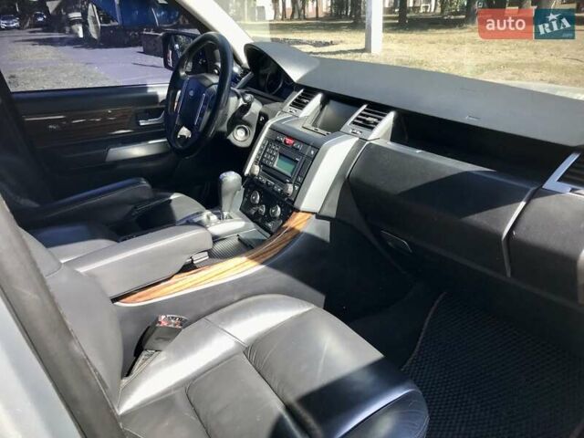 Сірий Ленд Ровер Range Rover Sport, об'ємом двигуна 3.6 л та пробігом 216 тис. км за 10900 $, фото 18 на Automoto.ua