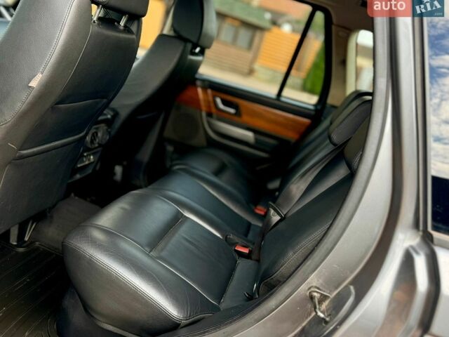 Сірий Ленд Ровер Range Rover Sport, об'ємом двигуна 2.72 л та пробігом 275 тис. км за 8500 $, фото 17 на Automoto.ua