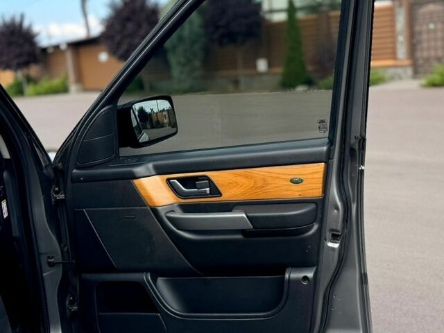 Сірий Ленд Ровер Range Rover Sport, об'ємом двигуна 2.72 л та пробігом 275 тис. км за 8500 $, фото 22 на Automoto.ua