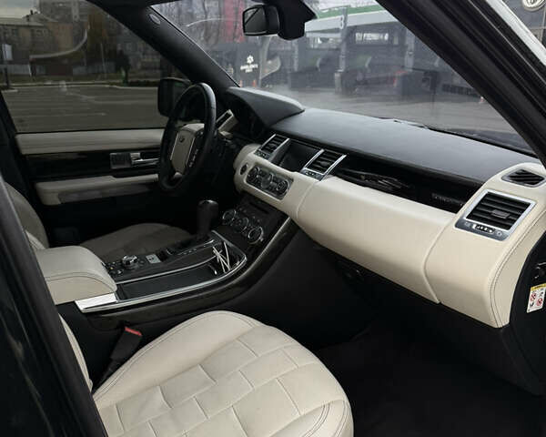 Серый Ленд Ровер Рендж Ровер Спорт, объемом двигателя 5 л и пробегом 198 тыс. км за 18000 $, фото 22 на Automoto.ua