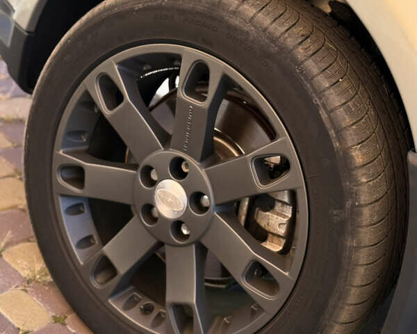 Сірий Ленд Ровер Range Rover Sport, об'ємом двигуна 3.63 л та пробігом 255 тис. км за 15000 $, фото 14 на Automoto.ua